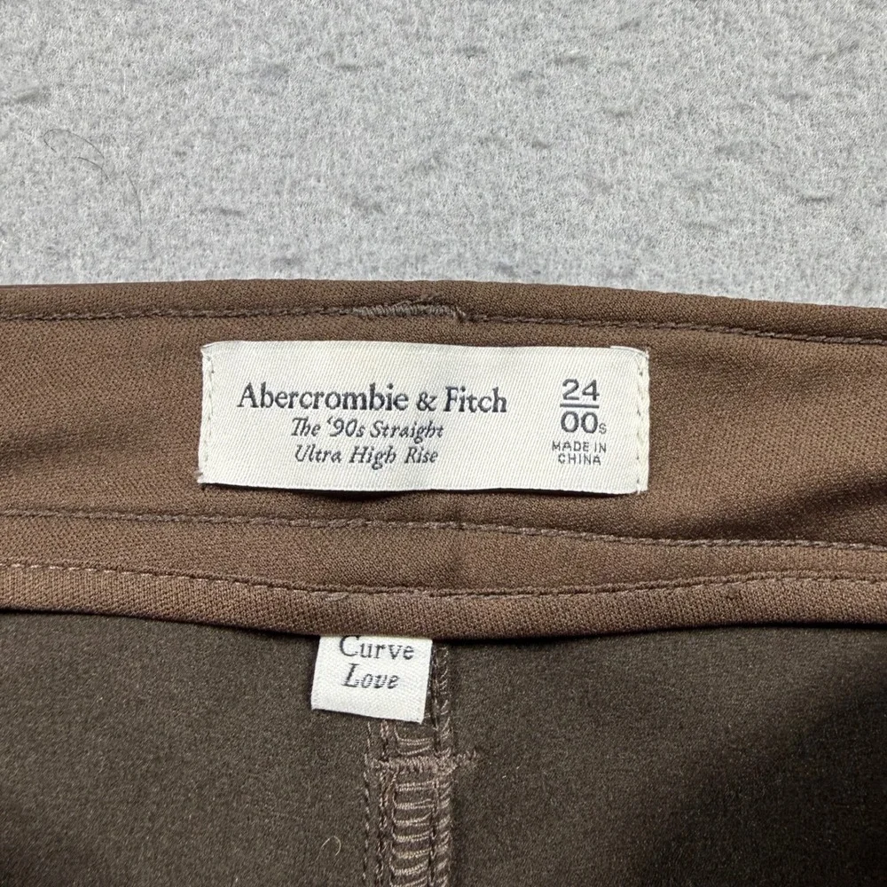 Abercrombie & Fitch Brown Faux Leather Curve Love 90s Straight High Rise Pant 00